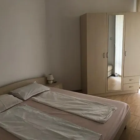 Lägenhet Amadeus 1 *